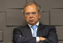 Guedes diz que governo vai liberar R$ 1 bi para educação