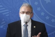 Ministro da saúde anuncia chegada de 3 milhões de vacinas da Janssen para junho