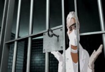 Quem tomou terceira dose de vacina pode pegar até um ano de prisão