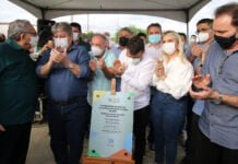 João Azevêdo entrega estradas que beneficiam mais de 40 mil moradores do Cariri