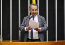 Câmara aprova valor fixo para cobrança de ICMS sobre combustíveis