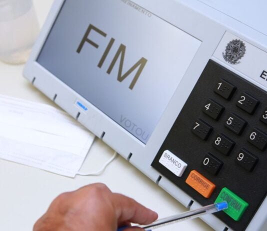 TSE avalia lei que proíbe voto de presos provisórios nas eleições de 2026