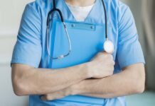 João Azevêdo confirma pagamento do novo piso da Enfermagem ainda esta semana