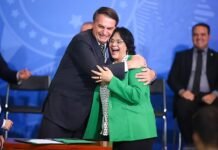 Damares pediu que Bolsonaro vetasse leitos de UTI e água potável para indígenas na pandemia