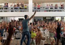 Magistério rejeita proposta de reajuste da prefeitura e deflagra greve no município de campina grande