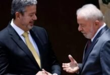 Após derrotas, Lula entra em campo para organizar articulação política