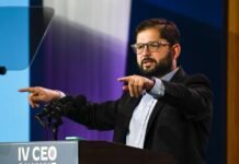 Presidente do Chile critica Lula por elogios à Venezuela e diz que não pode ‘fazer vista grossa’