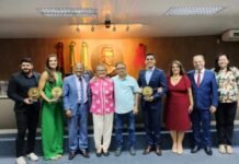 Vereadora Dona Fátima defende liberdade de imprensa em noite que entrega Medalha de Honra ao Mérito a jornalistas campinenses