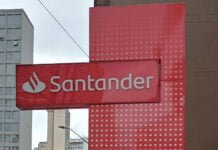 Sindicato cobra explicações do Santander sobre demissões e fechamento de agência em Campina Grande-PB