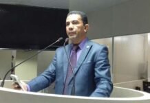 “Quero sugerir o nome de Márcio Melo para líder da bancada, defendendo o prefeito Bruno Cunha Lima”, disse vereador Luciano Breno