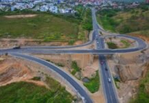 João Azevêdo apresenta revista com ações e conquistas do governo em 2023 nesta quinta-feira