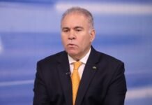 Ex-Ministro Marcelo Queiroga tenta intimidar jornalistas durante entrevista e leva invertida