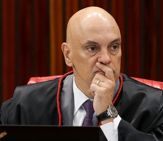 Moraes suspende aplicação da Lei da Dosimetria até STF decidir sobre constitucionalidade