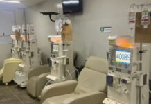 Câmara aprova requerimento da Dra. Carla que pede substituição das cadeiras no setor de hemodiálise do Dr. Edgley Maciel