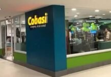 Animais morrem afogados em loja de petshop alagada em shopping de Porto Alegre