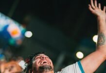 Forró pop de Nattan e o popiseiro de Felipe Amorim tiveram recorde de público no Parque do Povo neste sábado (8)