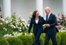 Biden desiste da candidatura a presidente dos EUA e anuncia apoio a Kamala Harris