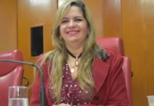 Vereadora Raíssa Lacerda, presa em operação contra aliciamento violento de eleitores, desiste de disputar reeleição