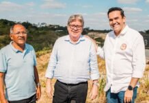 REFORÇO:João Azevêdo acompanha agenda de Dr Jhony nesta sexta (20) em Campina