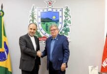 João Azevêdo recebe embaixador do Irã e destaca potencialidades econômicas da Paraíba