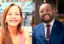 A vereadora Aninha Cardoso parabeniza o presidente da Câmara, Saulo Germano