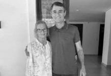 Aninha Cardoso lamenta a morte de Dona Antonieta Rodrigues, mãe de Romero Rodrigues