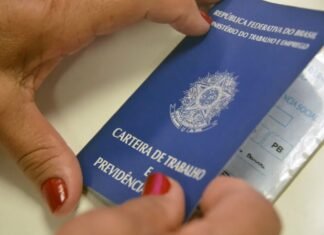 Desemprego cai para 5,3% e atinge menor taxa da série histórica para trimestre encerrado em julho