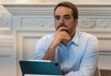 De saída do PSDB, Eduardo Leite se filiará ao PSD, de Gilberto Kassab, no dia 6 de maio