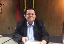 Nova lei de Olimpio garante manejo populacional adequado para animais de rua em Campina Grande