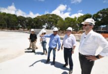 João Azevêdo inspeciona obras de mobilidade urbana e do Polo Turístico Cabo Branco, em João Pessoa