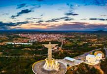 João Azevêdo inaugura obras e abre ciclo de plenárias do ODE 2025, na região de Itaporanga