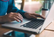 MEC proíbe educação à distância (EAD) em Direito e em outras 4 graduações