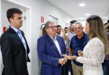 João Azevêdo entrega nova Farmácia Especializada da Paraíba e assegura acesso de usuários a medicamentos e assistência farmacêutica