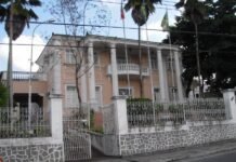 Em meio a saúde precária, prefeitura de Campina Grande quer cartão de luxo para ampliar os benefícios da gestão