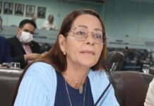 Mesmo em recesso parlamentar, a vereadora Aninha Cardoso continua fiscalizando a saúde em Campina Grande