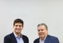 João Azevêdo recebe visita de João Campos e tratam de fortalecimento do PSB e experiências de gestão
