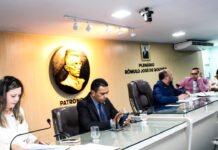 Câmara realiza mais uma sessão ordinária e convoca população para Sessão Itinerante