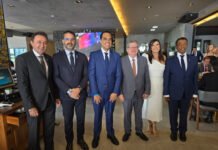 João Azevedo prestigia posse de Gustavo Feliciano como ministro do Turismo e destaca experiência do gestor na Paraíba