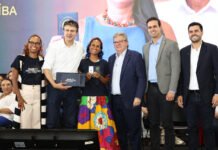 João Azevêdo entrega mais 78 ônibus escolares e fortalece segurança e conforto no transporte de estudantes