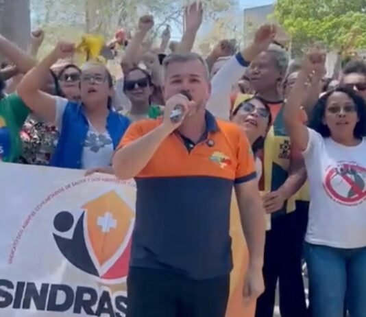 Greve dos agentes de saúde escancara atraso salarial e crise financeira na gestão Bruno Cunha Lima