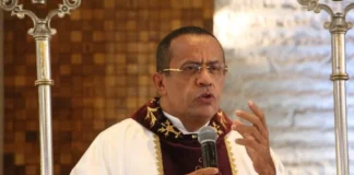 Padre Egídio é condenado por desvio de celulares doados pela Receita