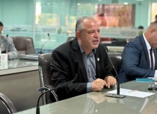 Anderson Pila critica discurso de Bruno e elogia ações de Lucas Ribeiro em Campina Grande