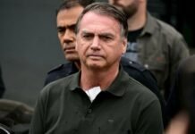 Ministério Público Militar deve pedir expulsão de Bolsonaro e militares nesta terça-feira