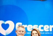 Pimentel Filho participa da abertura do Crescer em Campina Grande e destaca importância do evento no período carnavalesco