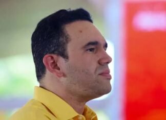 Jhony Bezerra confirma cancelamento de coletiva em que iria anunciar posicionamento político