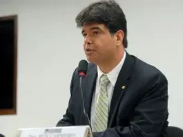 Movimento da oposição ganha força, mas Ruy Carneiro prefere não se posicionar