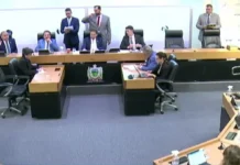 Assembleia da Paraíba desconta R$ 35,9 mil de deputados por faltas em dois anos
