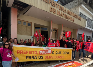Servidores de Matinhas ocupam prefeitura em protesto contra gestão e cobram diálogo com prefeito