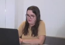 Após grave acidente, professora de Lagoa Seca/PB se reinventa e transforma casa em sala de aula virtual