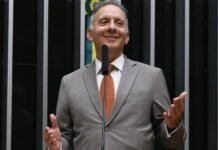 Aguinaldo Ribeiro e a política de bastidores que tira projetos do papel, longe do estilo midiático